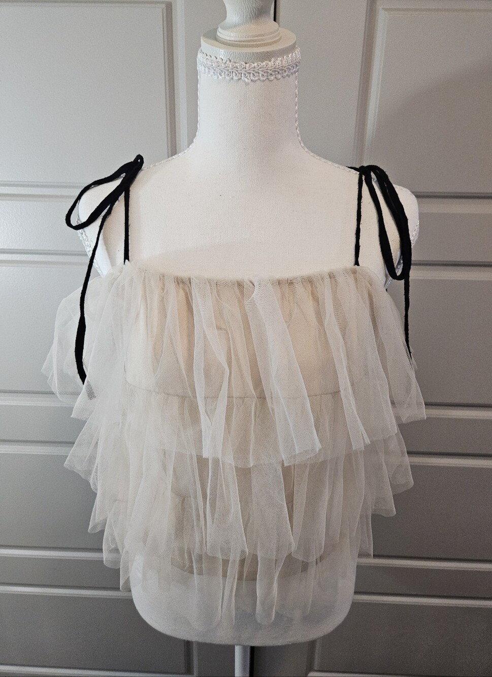 Sunday in Brooklyn Tie-Strap Ruffle Tank - Size Small - Anthropologie - Picture 6 of 7